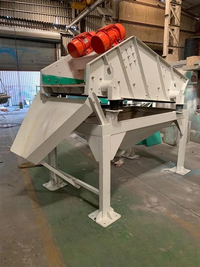 Hts Steel SOLID LIQUID SEPARATOR, Capacity: 40 - 100