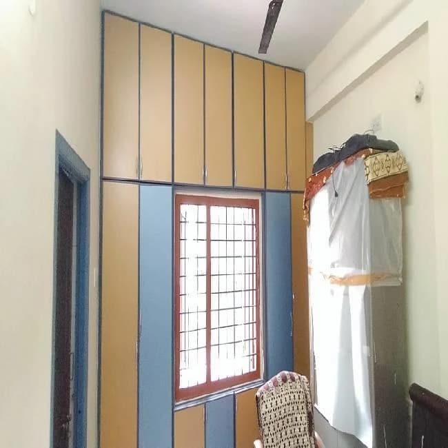 Aluminium Cupboard