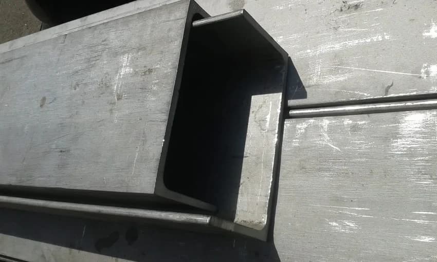 Stainless Steel U Channel, For Automobile Industry, Material Grade: 202 / 304 / 316