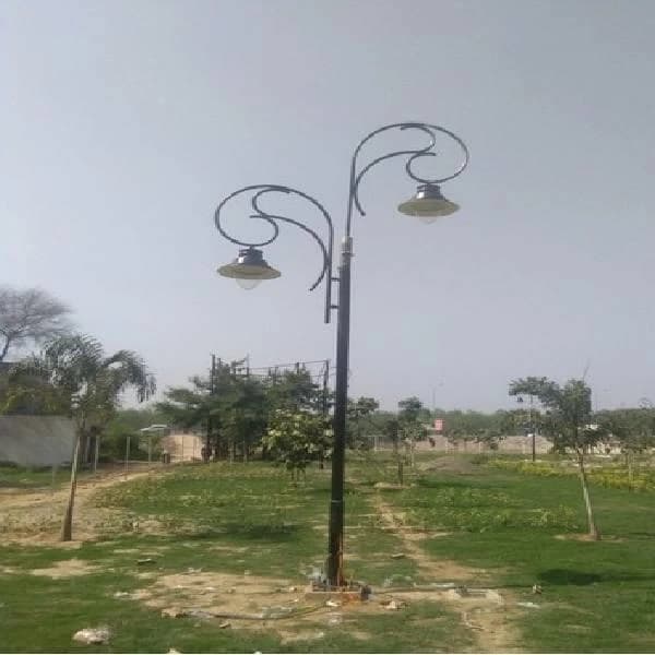 Pole Bracket Light