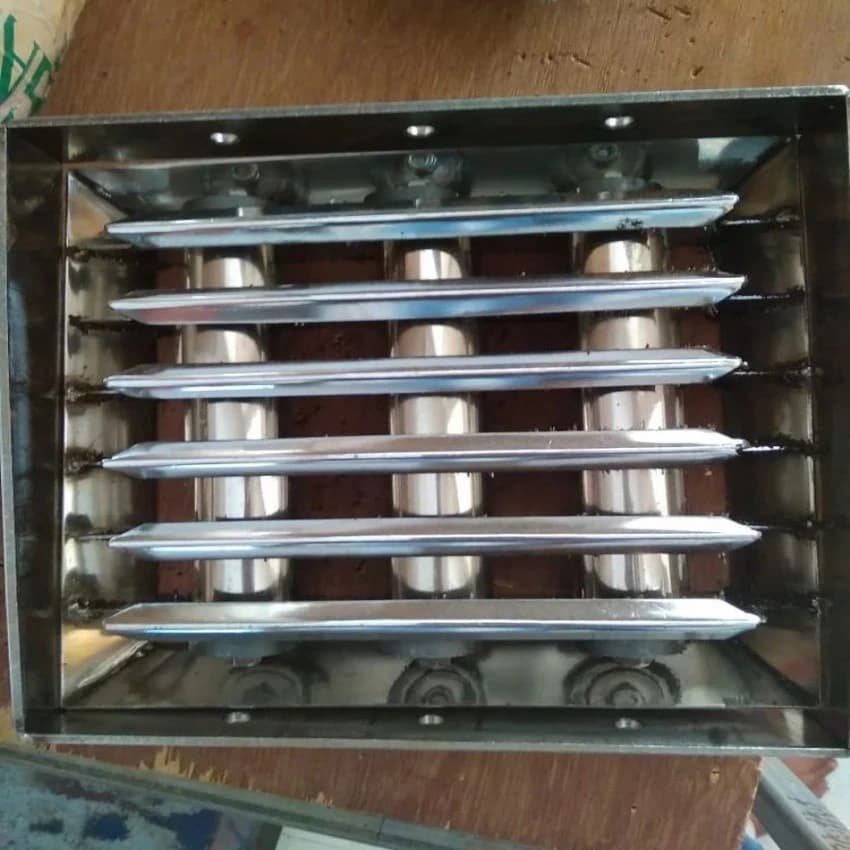 M B Square Industrial Hopper Magnet