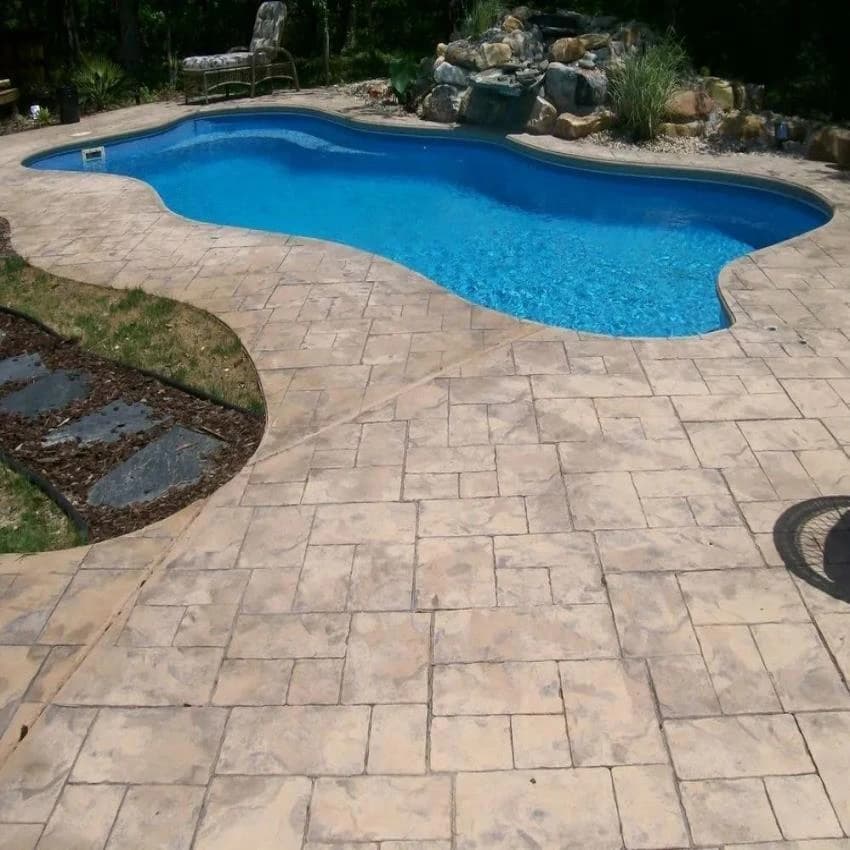 Brown Stamped Concrete, For Flooring, Thickness: 100 mm