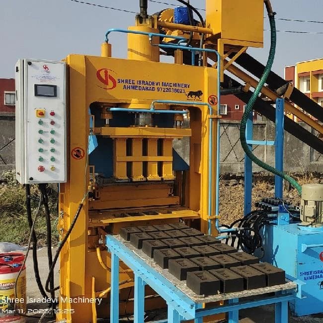 Automatic Fly Ash brick making machine