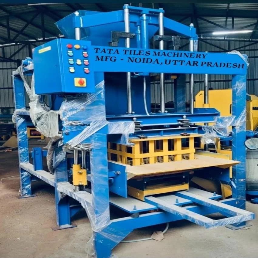 Automation Grade: Semi Automatic Block Making Machine, Capacity: 1000 blocks per hour