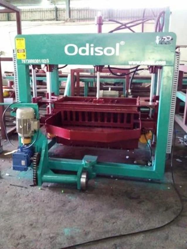 Automatic Solid Cement Bricks Making Machine
