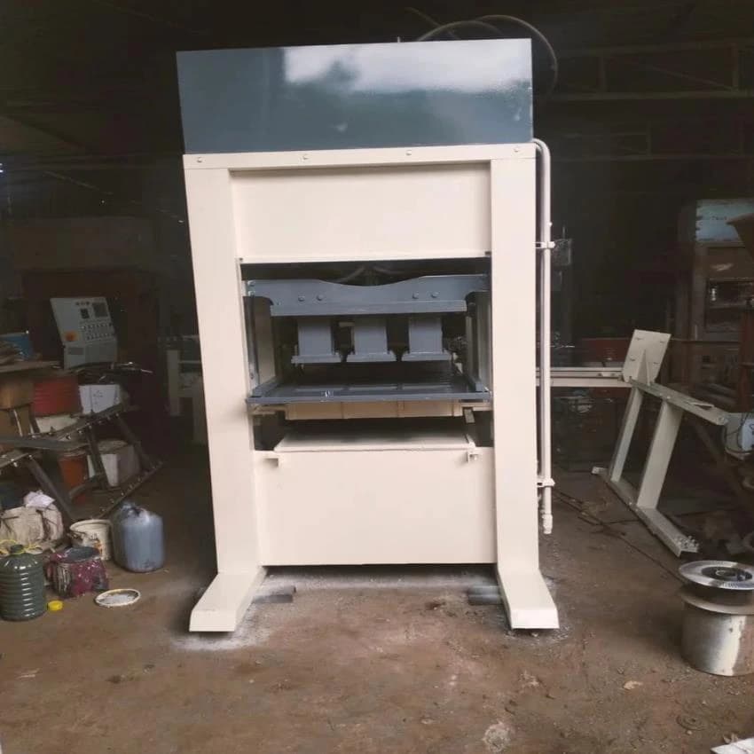 Automatic Cement Brick Making Machine