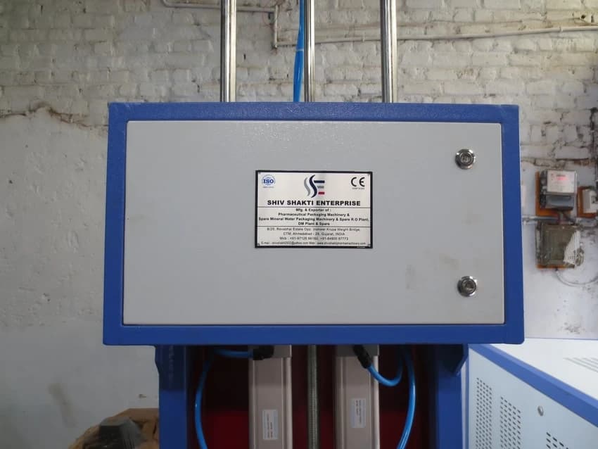 Semi Auto Blow Moulding Machine