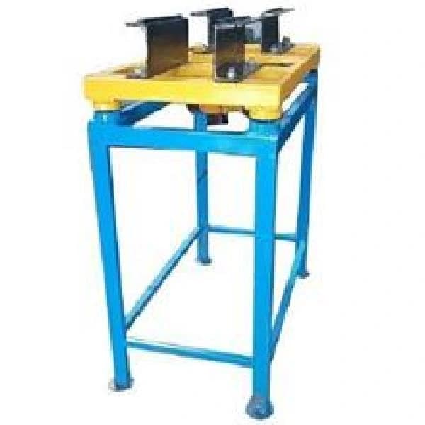 Paver Demoulding Machine