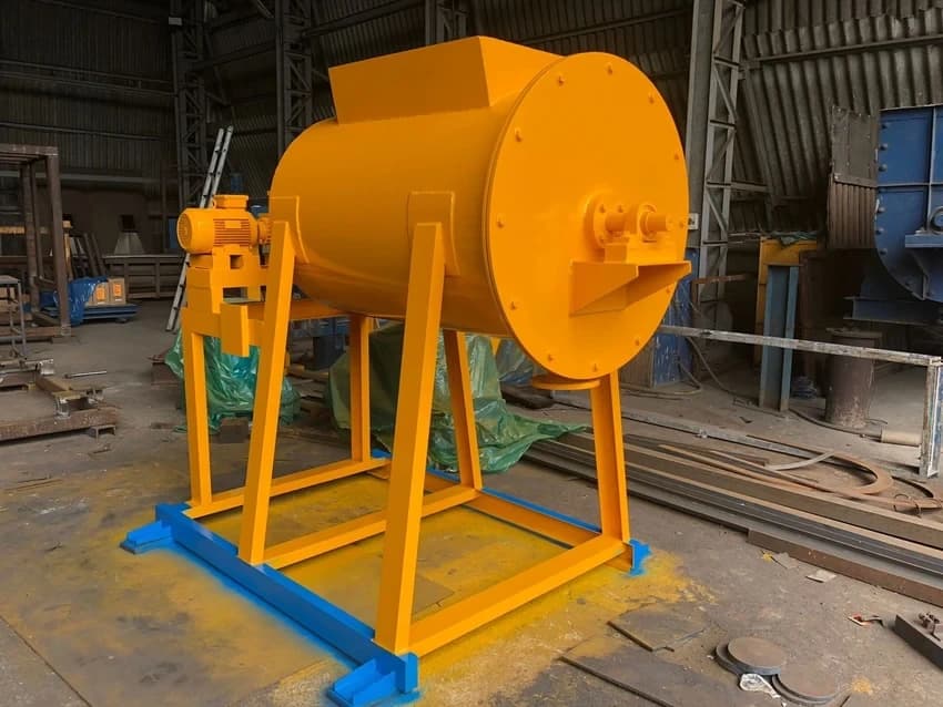 MS Blender Cylindrical Drum Mini Clc Block Making Plant, For Mixing, Capacity: 500 Kg/Batch