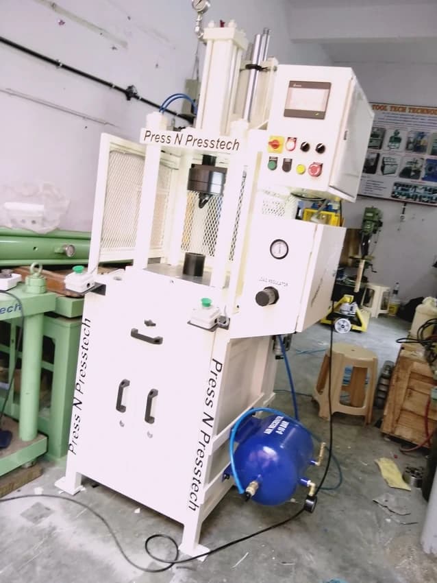 Iron Bearing and Bush Pressing Machine, For Industrial, 240 V
