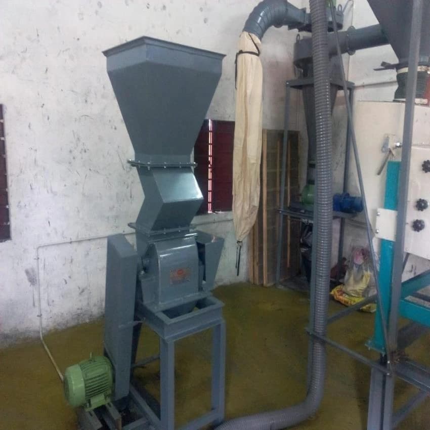 Charcoal Crushing Machine