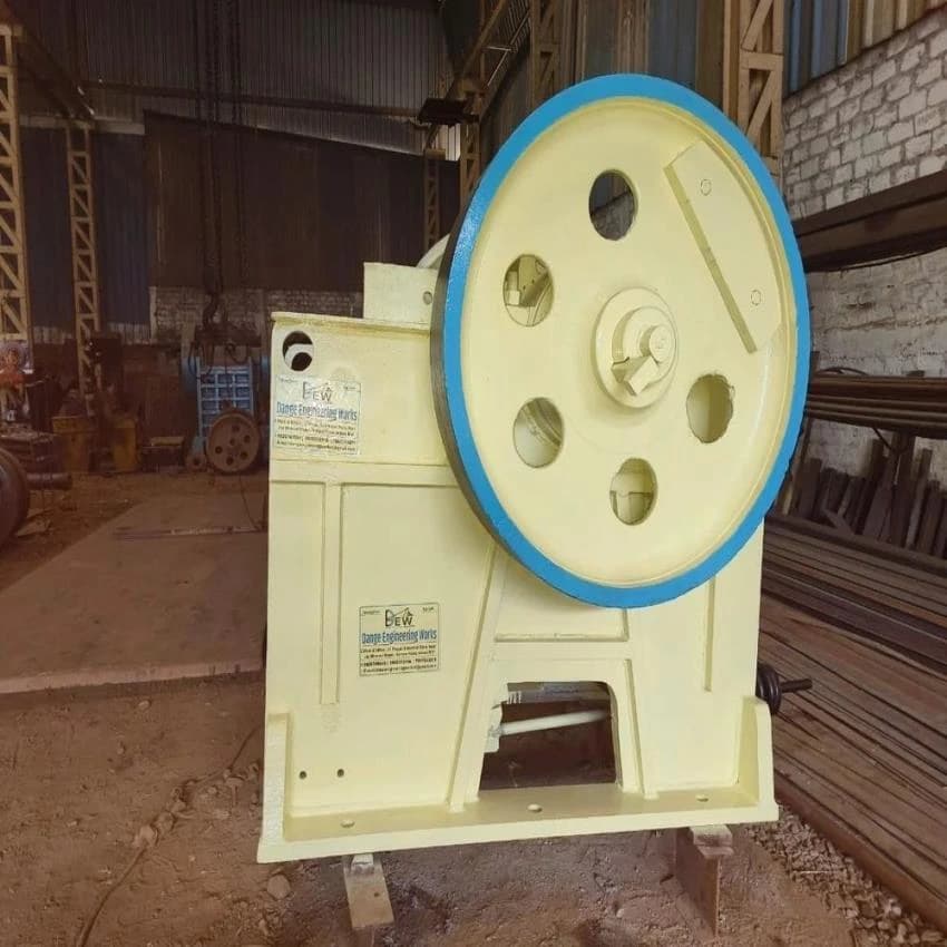 Cast Iron Stone And Coal Crusher, For Industrial Uses