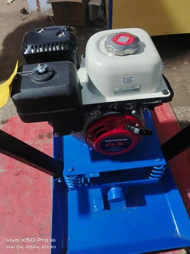Vibrating Plate Compactor
