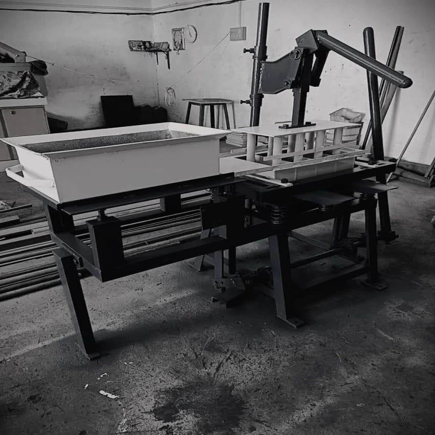 Manual Hand Press Bricks Making Machine