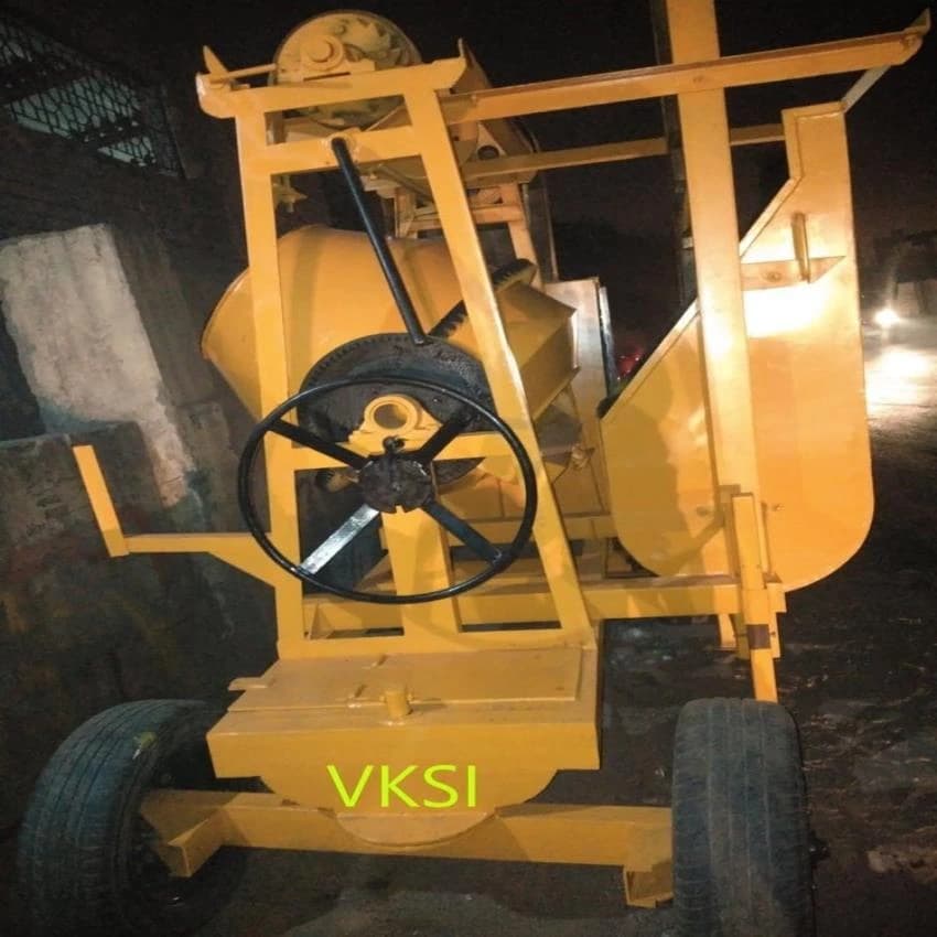 Diesel Semi-Automatic Concrete Mixer With Lift