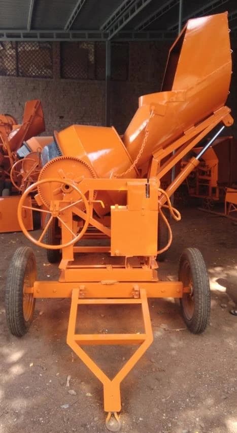 Diesel Engine Full Bag Mixer With Hydraulic Hopper, For Construction, Drum Capacity: 750 L