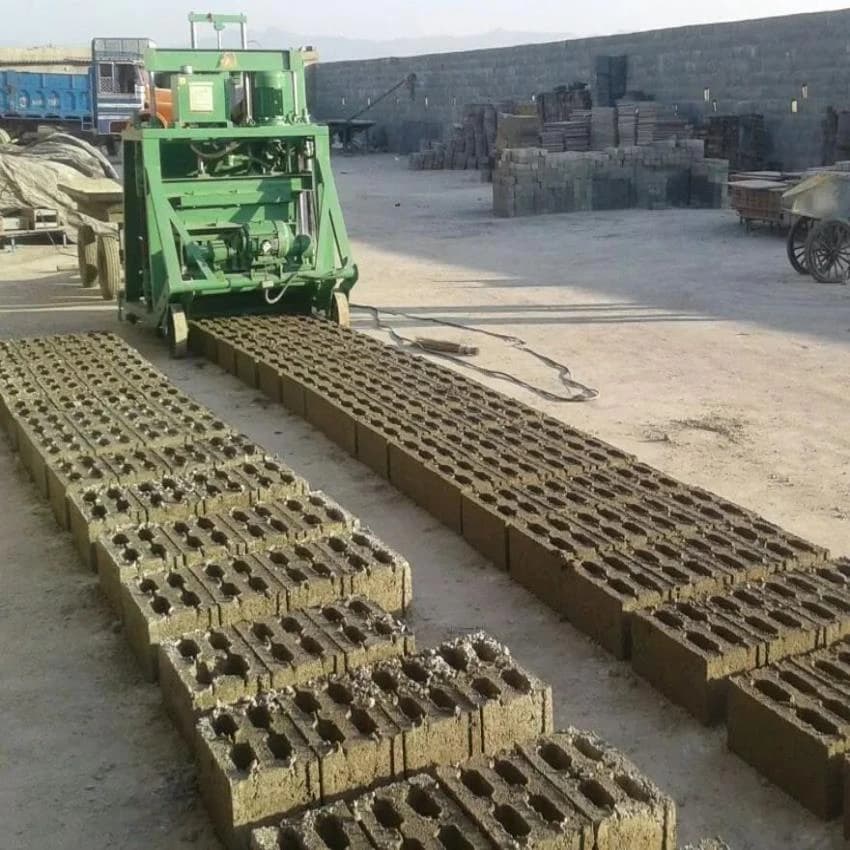 Hollow Hydraulic Concrete Block Making Machine