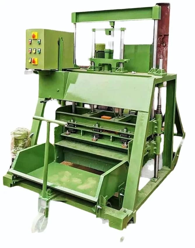 2000 L Green Mild Steel Hydraulic Concrete Block Making Machine, Automatic