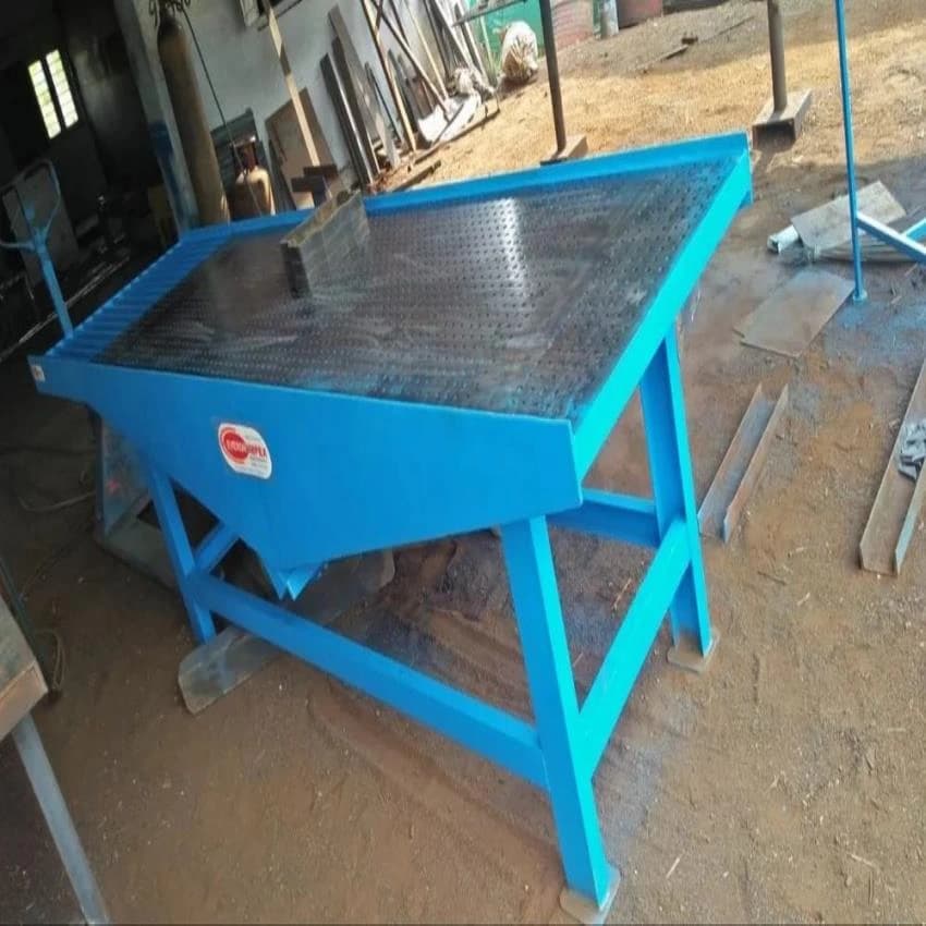 Semi-Automatic Mild Steel Hydraulic Paver Block Making Machine