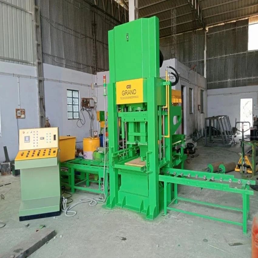 Automatic 3 Phase Fly Ash Brick Making Machine