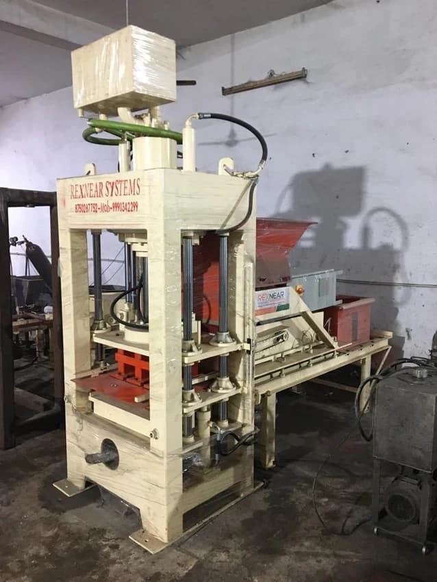 Automatic Fly Ash Brick Making Machine