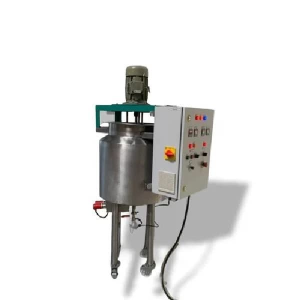 Mixing Tank With Agitators