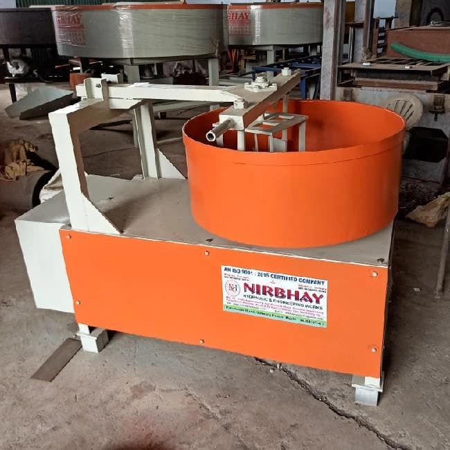 Stone Dust Colour Cement Color Mixer Machine, Capacity: 100KG