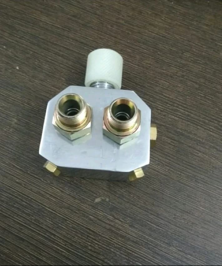 Mixer Head Adhasive