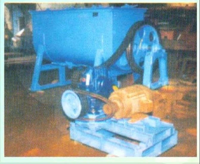 Stainless Steel Ribbon Mixer, For Mixing, Capacity: 150 Kg