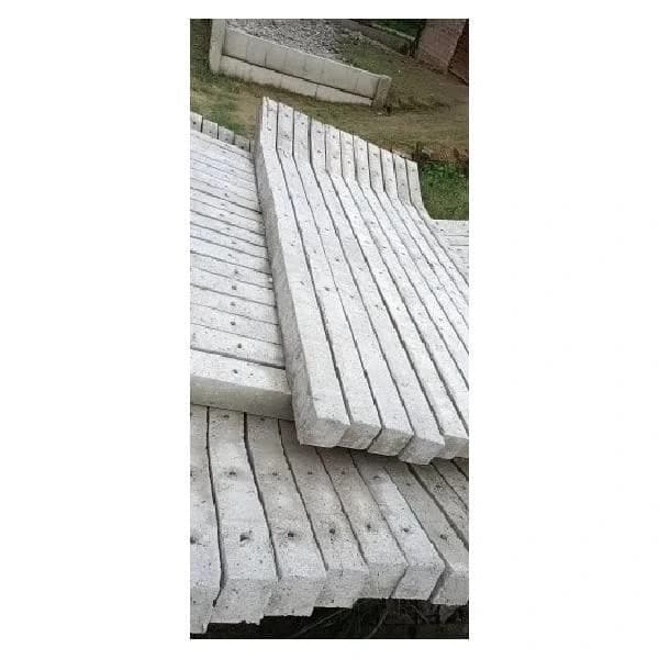 8 Ft. Height Fencing Pole