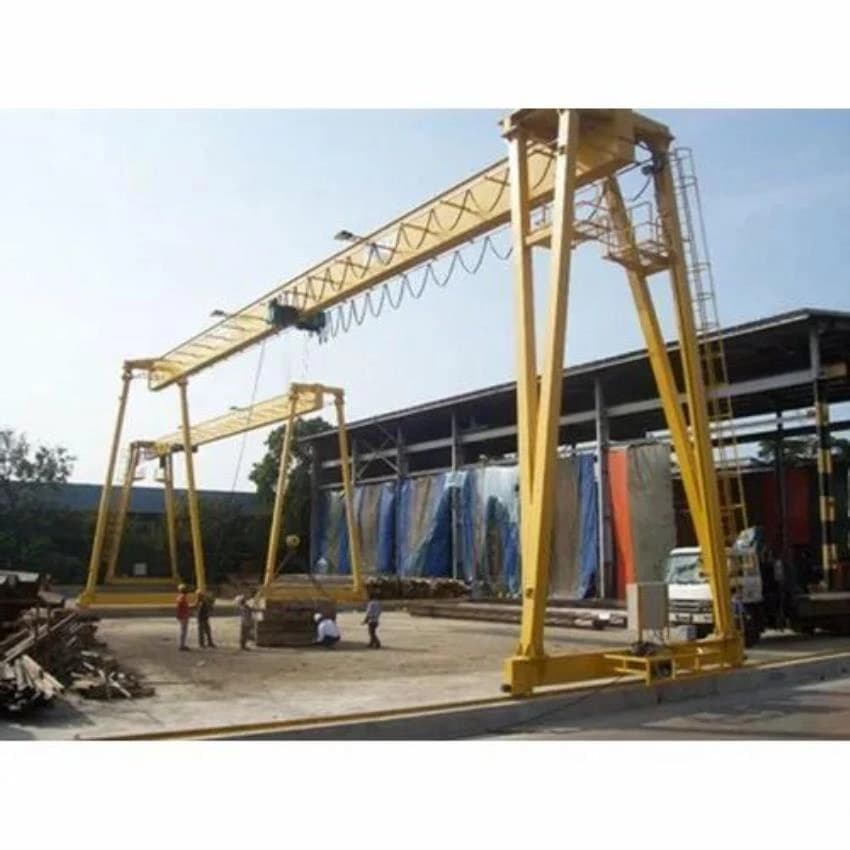 Dynamic Single Goliath EOT Crane, For Material Handling