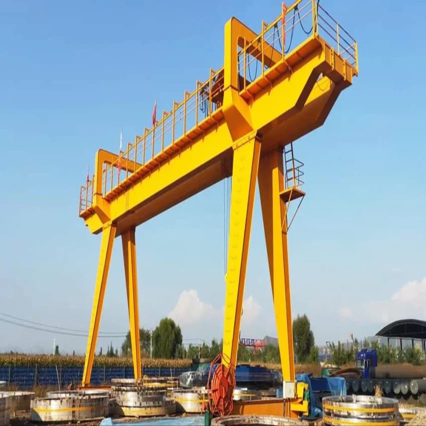 Heavy Duty Double Girder Gantry Crane, Maximum Lifting Capacity: 20 Feet