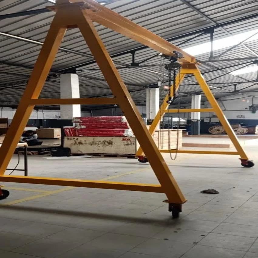 Sastha Equipments Hydraulic Floor Cranes