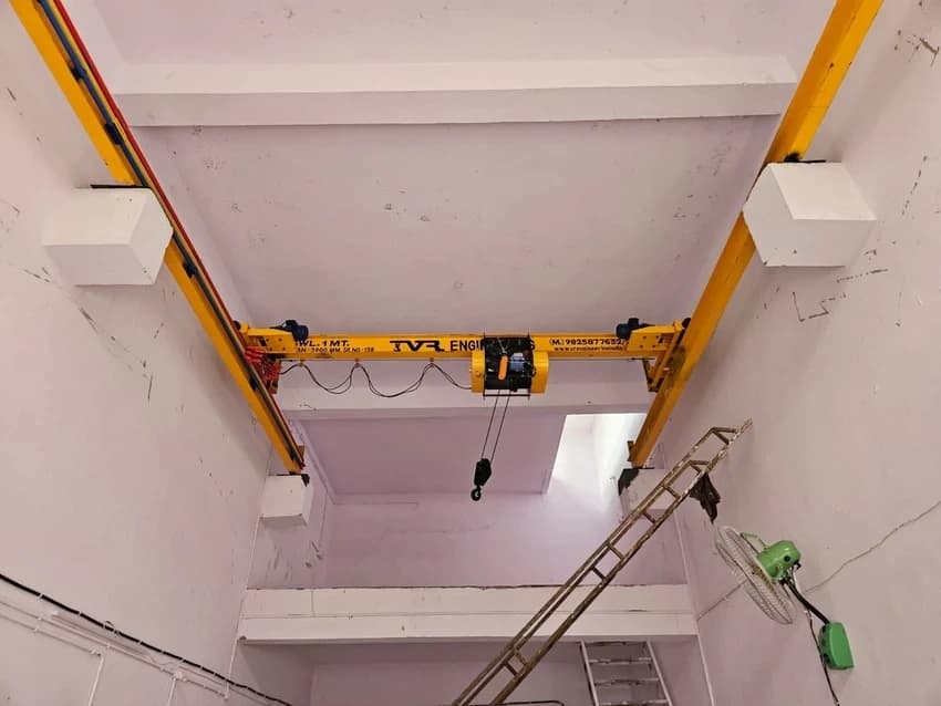 Single Girder EOT Electric Cranes, 1 Ton