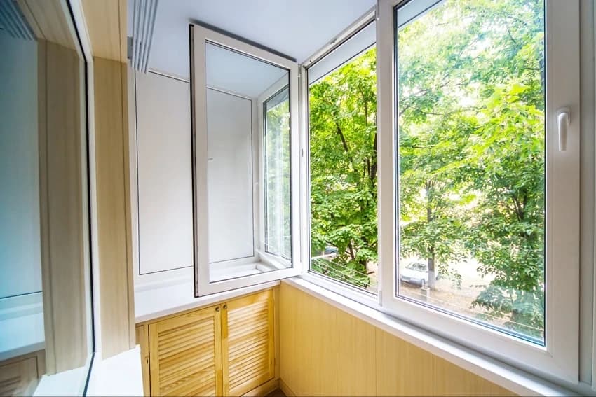 Deceuninck UPVC Casement Windows