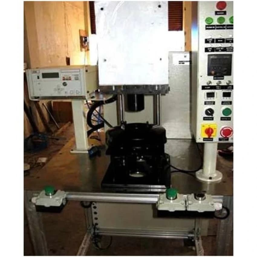Digital Leak Testing Machine