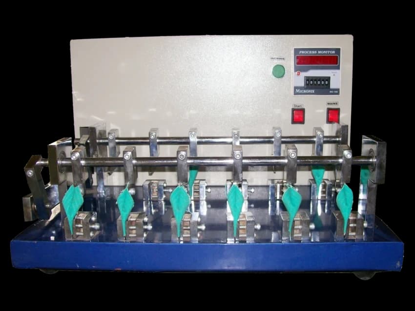 FLEXOMETER, Material: Mild Steel