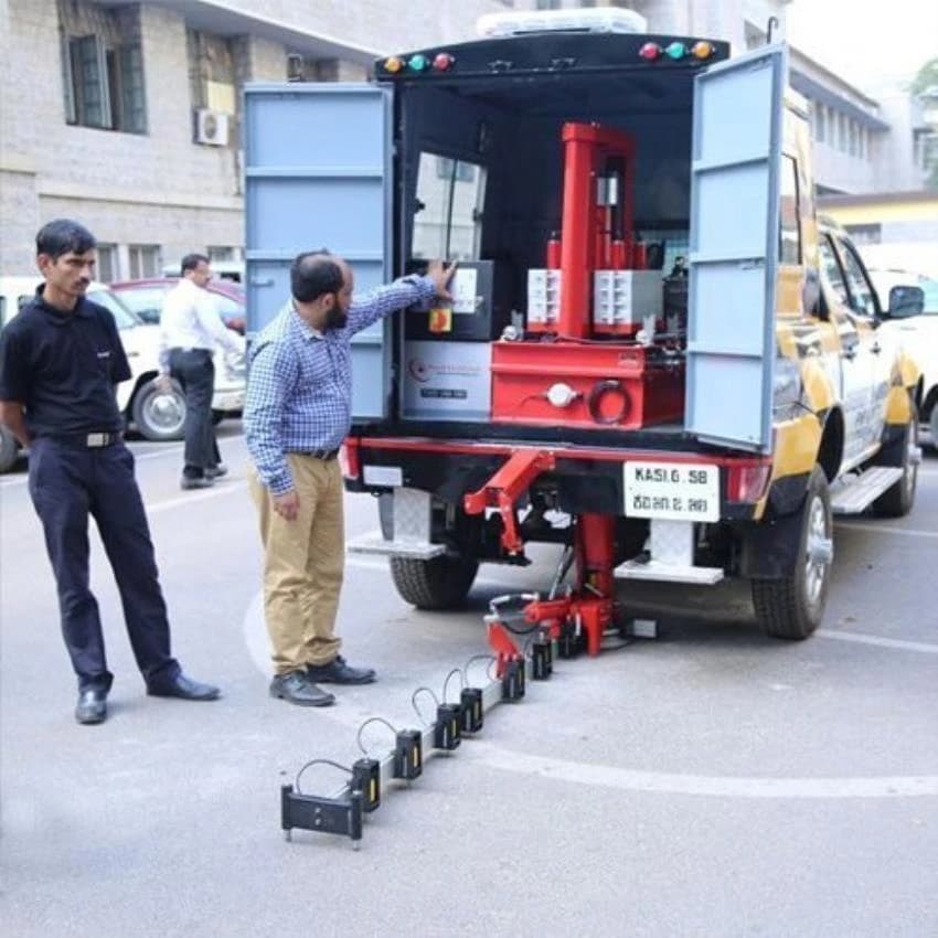 Mild Steel Pavetesting Vehicle Mounted Falling Weight Deflectometer, For Car Accident Prevention, Automation Grade: Automatic