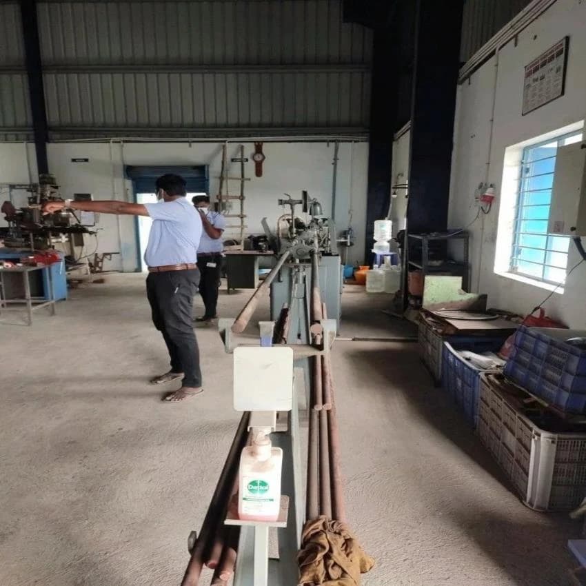 Blue Digital Hydraulic Pressure Testing Machine