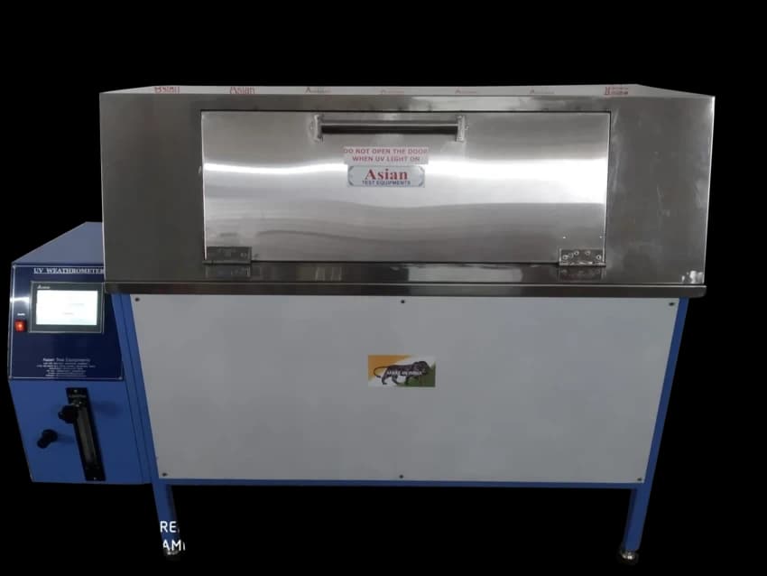 UV Accelerated Weatherometer