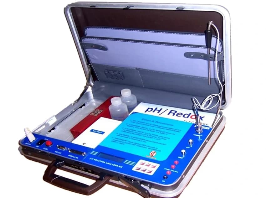 Microprocessor Based Water & Soil Analysis Kit