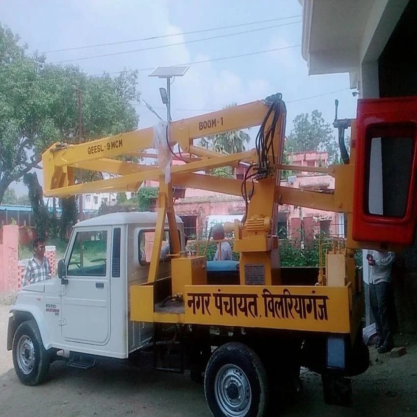 Painted Steel Hydraulic Lift Platform, Running Mode: Stationary