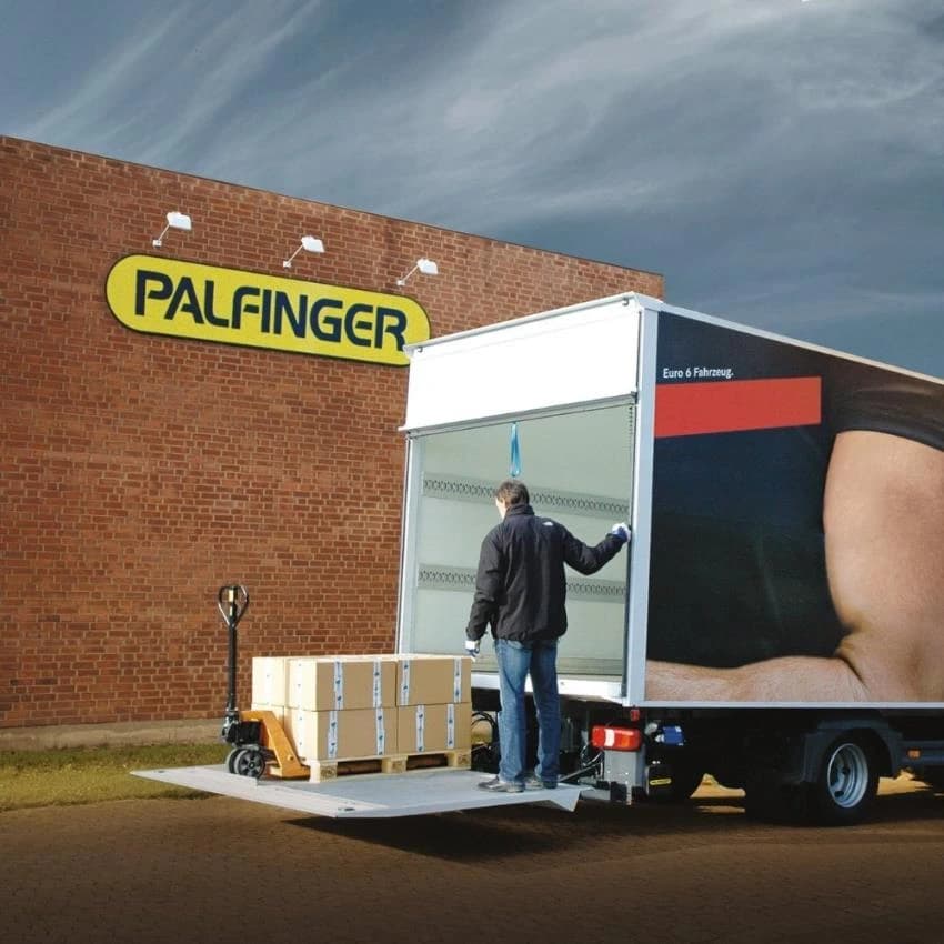 Palfinger Tail Lift, Capacity: 200-1000 kg, Load Capacity: 500kg Onwards