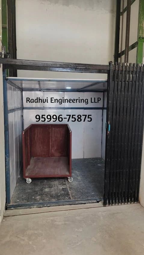 Industrial Goods Lift