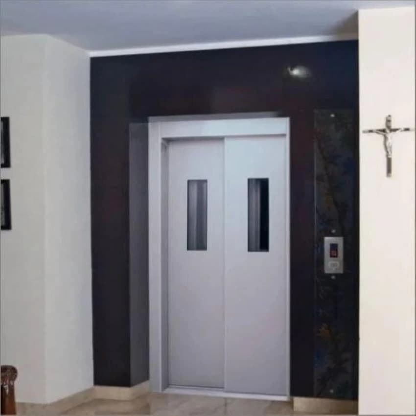 Residential Elevator, With Machine Room, Maximum Speed: .66