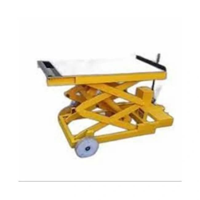 Scissor Lifts, Working Height: 10 feet, Capacity: 1-2 ton