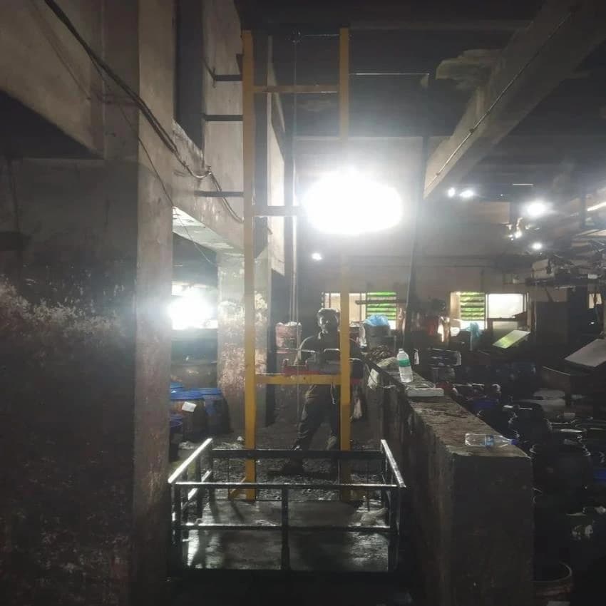 Wire Rope Lift, More than 30 mm