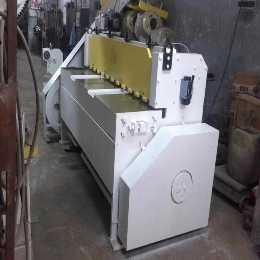 Automatic 7.5HP Mechanical Under Crank Shearing Machine 2500 X 4mm MS, 440V