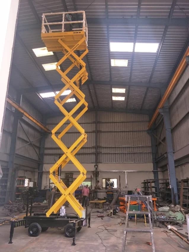 Aluminium Industrial Scissor Lift, Capacity: 90 Kgs