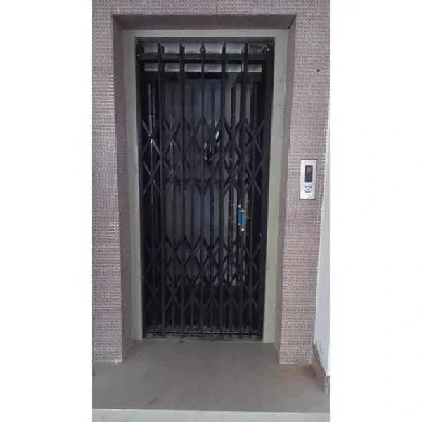 Manual Collapsible Door Lift